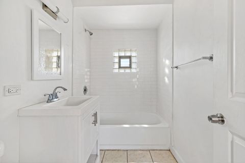 Tiny photo for 6104 S Dorchester Avenue #2S, Chicago, IL 60637 (MLS # 12530395)