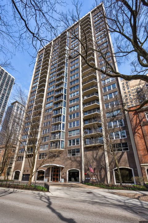 Photo of 1515 N Astor Street #5A, Chicago, IL 60610 (MLS # 12539909)