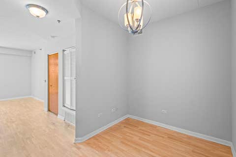 Tiny photo for 1250 S Indiana Avenue #704, Chicago, IL 60605 (MLS # 12688003)