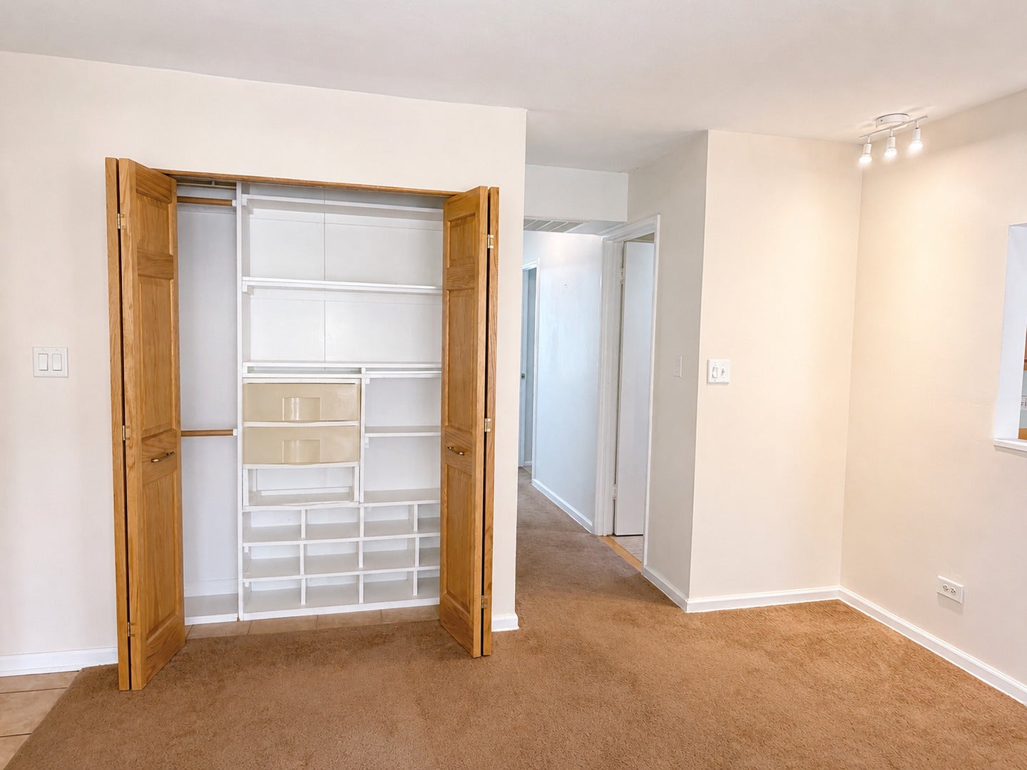 1755 Robin Lane C