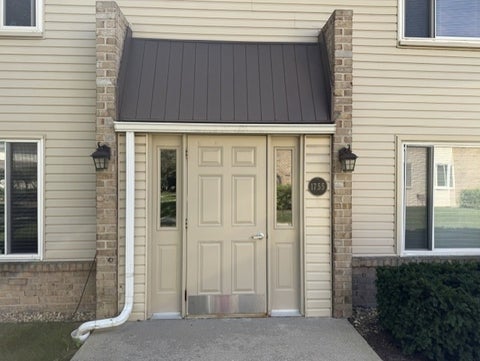 Tiny photo for 1755 Robin Lane #C, Hoffman Estates, IL 60194 (MLS # 12744805)
