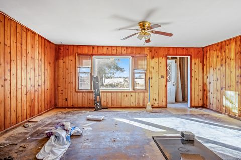 Tiny photo for 5827 E 3500s Road, St. Anne, IL 60964 (MLS # 12513875)