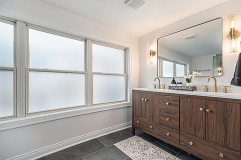 Tiny photo for 4138 Arthur Avenue, Brookfield, IL 60513 (MLS # 12544005)