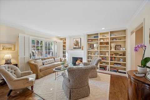 Tiny photo for 901 Westerfield Drive, Wilmette, IL 60091 (MLS # 12481851)