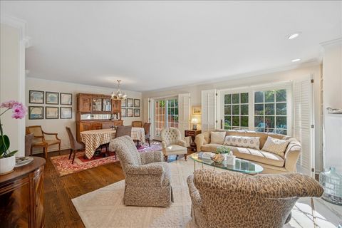 Tiny photo for 901 Westerfield Drive, Wilmette, IL 60091 (MLS # 12481851)