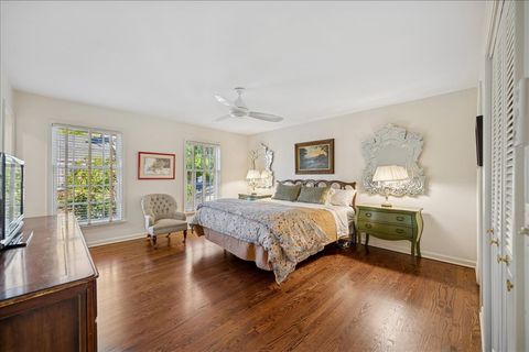 Tiny photo for 901 Westerfield Drive, Wilmette, IL 60091 (MLS # 12481851)