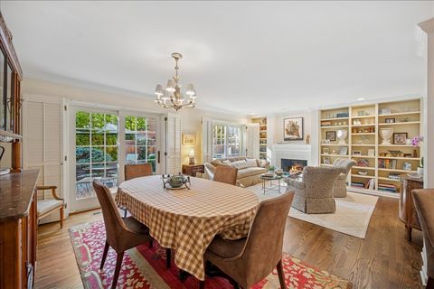 Tiny photo for 901 Westerfield Drive, Wilmette, IL 60091 (MLS # 12481851)