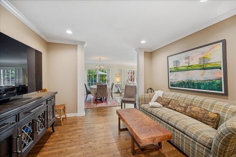 Tiny photo for 901 Westerfield Drive, Wilmette, IL 60091 (MLS # 12481851)