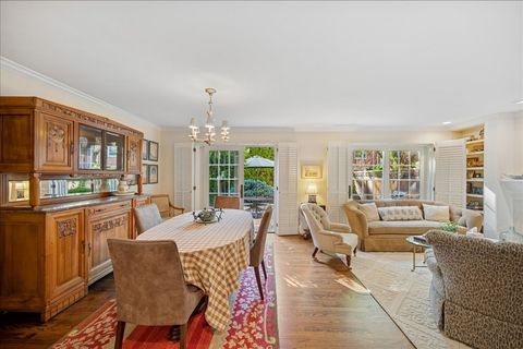 Tiny photo for 901 Westerfield Drive, Wilmette, IL 60091 (MLS # 12481851)