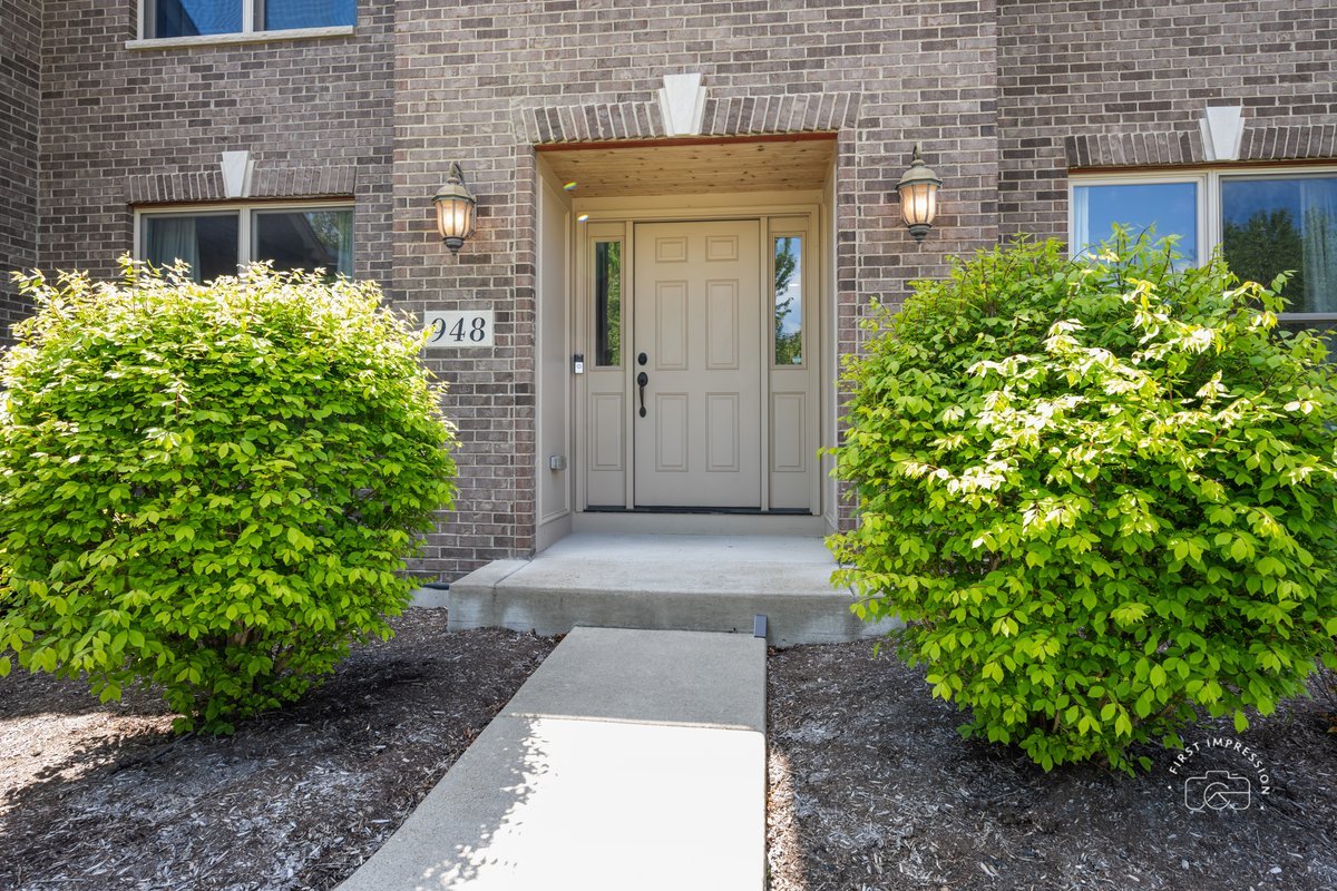 948 Bluestem Drive