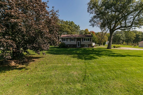 Tiny photo for 3611 Friendship Farm Road, East Moline, IL 61244 (MLS # 12786320)