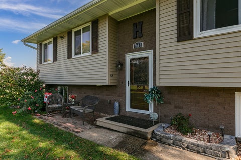 Photo of 3611 Friendship Farm Road, East Moline, IL 61244 (MLS # 12786320)