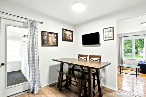 Tiny photo for 4709 William Street, McHenry, IL 60051 (MLS # 12476245)