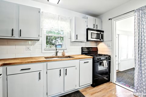 Tiny photo for 4709 William Street, McHenry, IL 60051 (MLS # 12476245)