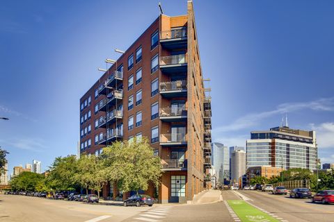 Photo of 859 W ERIE Street #603, Chicago, IL 60642 (MLS # 12618194)