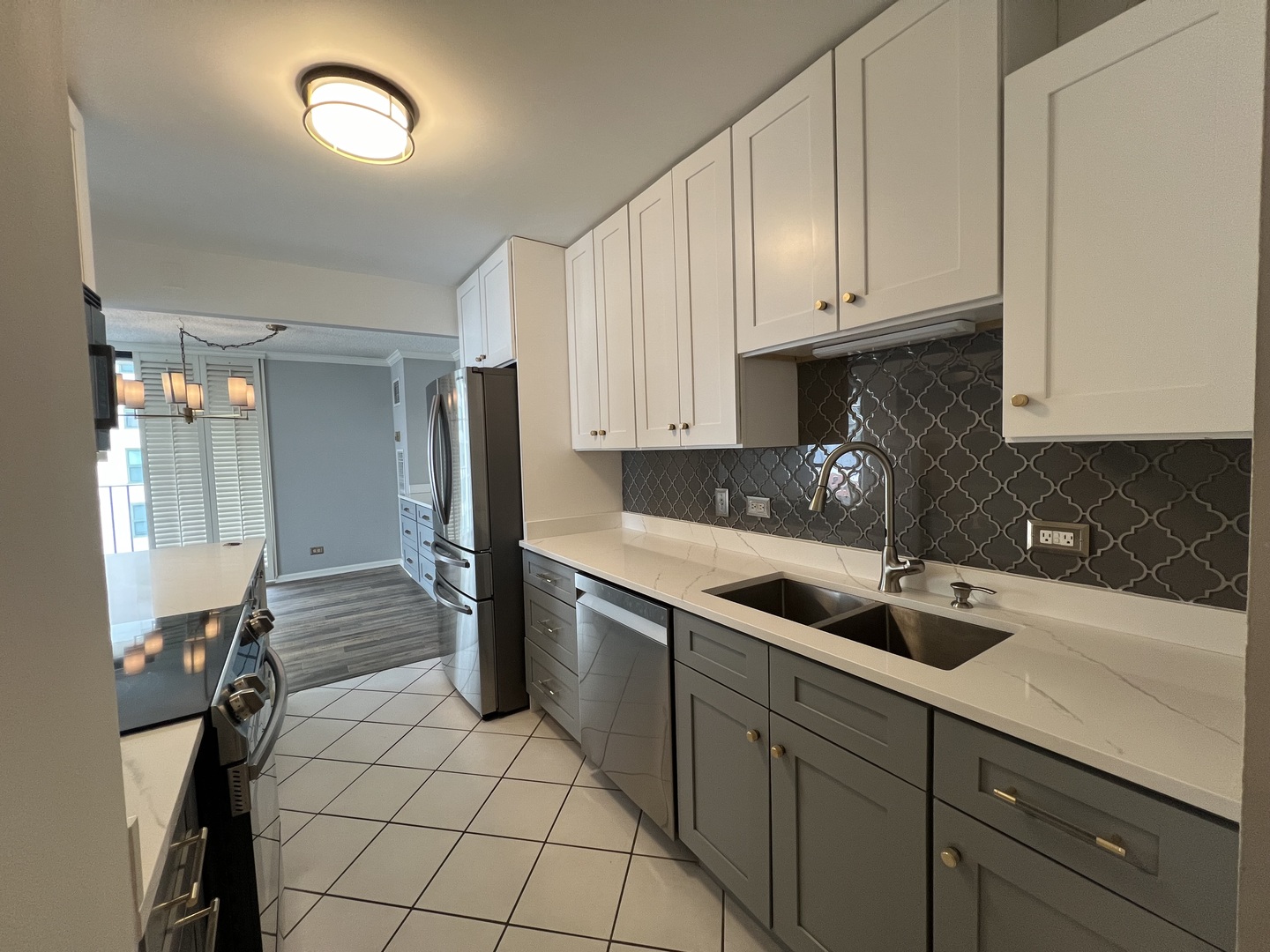 70 W Huron Street 2008