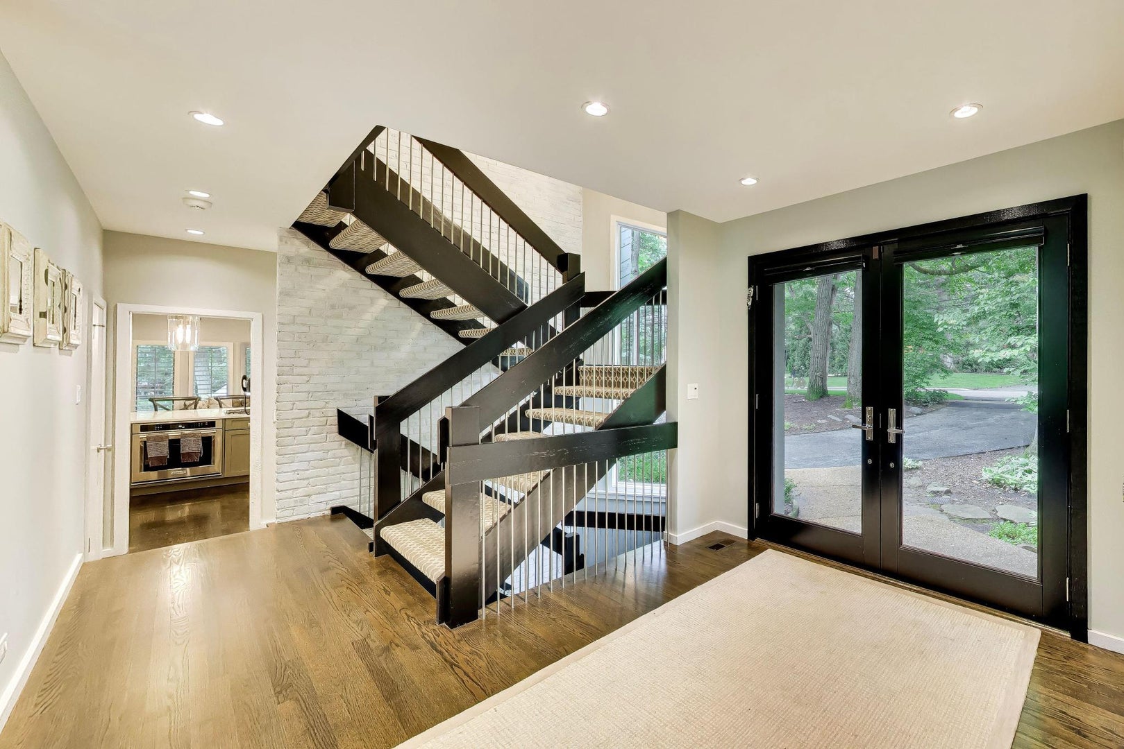 395 Cedar Avenue