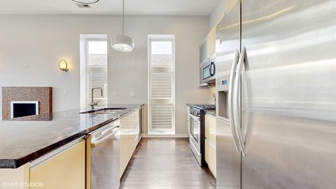 Tiny photo for 2712 N Artesian Avenue #3, Chicago, IL 60647 (MLS # 12373388)