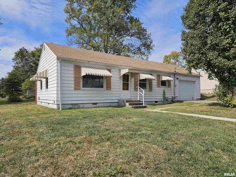Tiny photo for 713 N 10TH Street, Mt Vernon, IL 62864 (MLS # EB460106)