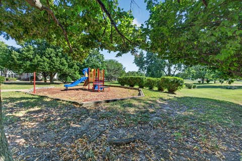 Tiny photo for 320 Fieldstone Court #320, Bolingbrook, IL 60440 (MLS # 12721516)
