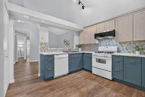 Tiny photo for 320 Fieldstone Court #320, Bolingbrook, IL 60440 (MLS # 12721516)