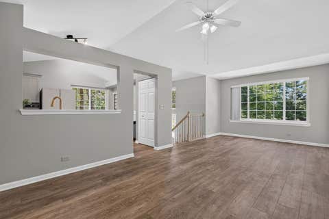 Tiny photo for 320 Fieldstone Court #320, Bolingbrook, IL 60440 (MLS # 12721516)