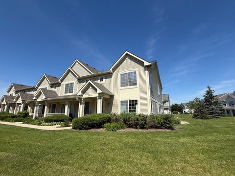 Tiny photo for 39321 N Melbourne Court, Beach Park, IL 60083 (MLS # 12663502)