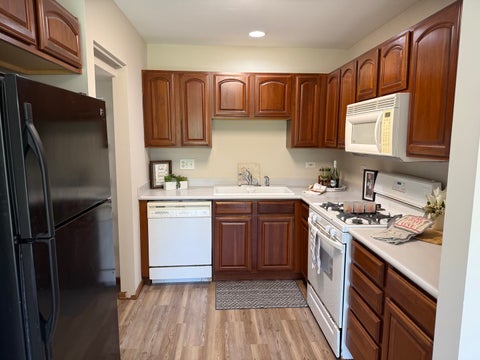 Tiny photo for 39321 N Melbourne Court, Beach Park, IL 60083 (MLS # 12663502)