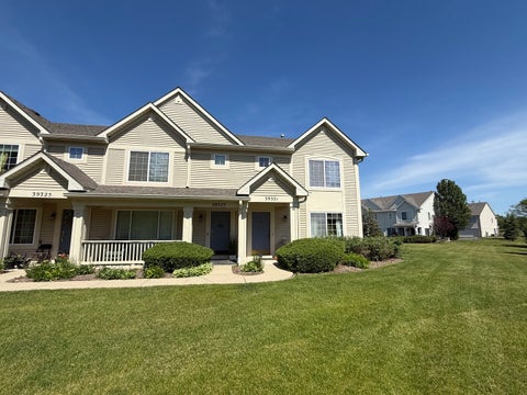 Tiny photo for 39321 N Melbourne Court, Beach Park, IL 60083 (MLS # 12663502)