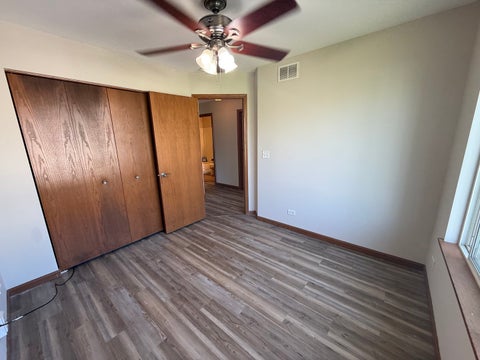 Tiny photo for 39321 N Melbourne Court, Beach Park, IL 60083 (MLS # 12663502)