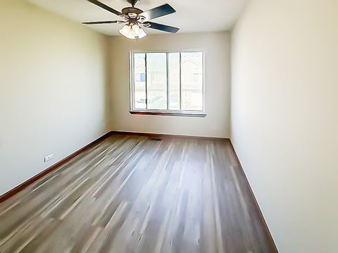 Tiny photo for 39321 N Melbourne Court, Beach Park, IL 60083 (MLS # 12663502)