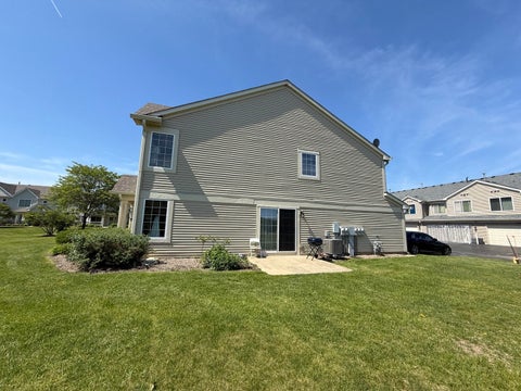 Tiny photo for 39321 N Melbourne Court, Beach Park, IL 60083 (MLS # 12663502)