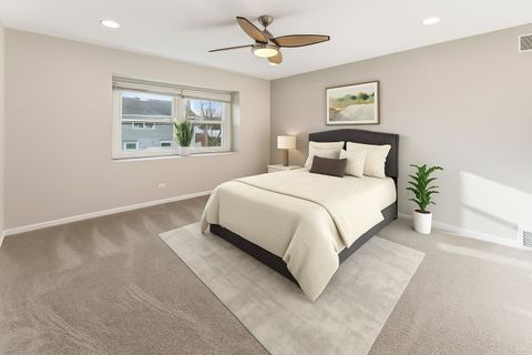 Tiny photo for 827 W Sandpiper Court, Palatine, IL 60067 (MLS # 12517029)