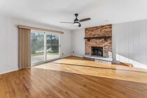 Tiny photo for 827 W Sandpiper Court, Palatine, IL 60067 (MLS # 12517029)