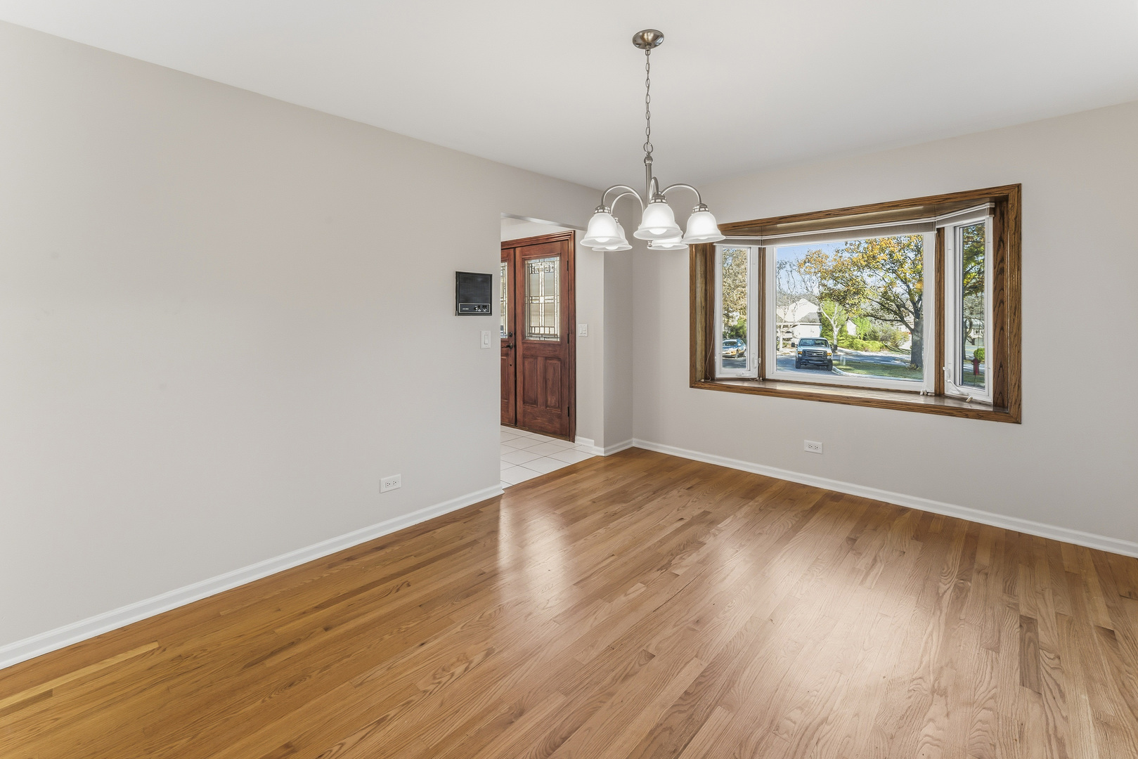 Palatine, Illinois 60067, United States, 4 Bedrooms Bedrooms, ,4 BathroomsBathrooms,Residential,Active,243043