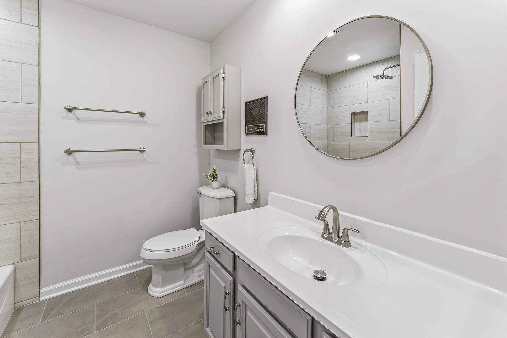 Palatine, Illinois 60067, United States, 4 Bedrooms Bedrooms, ,4 BathroomsBathrooms,Residential,Active,243043