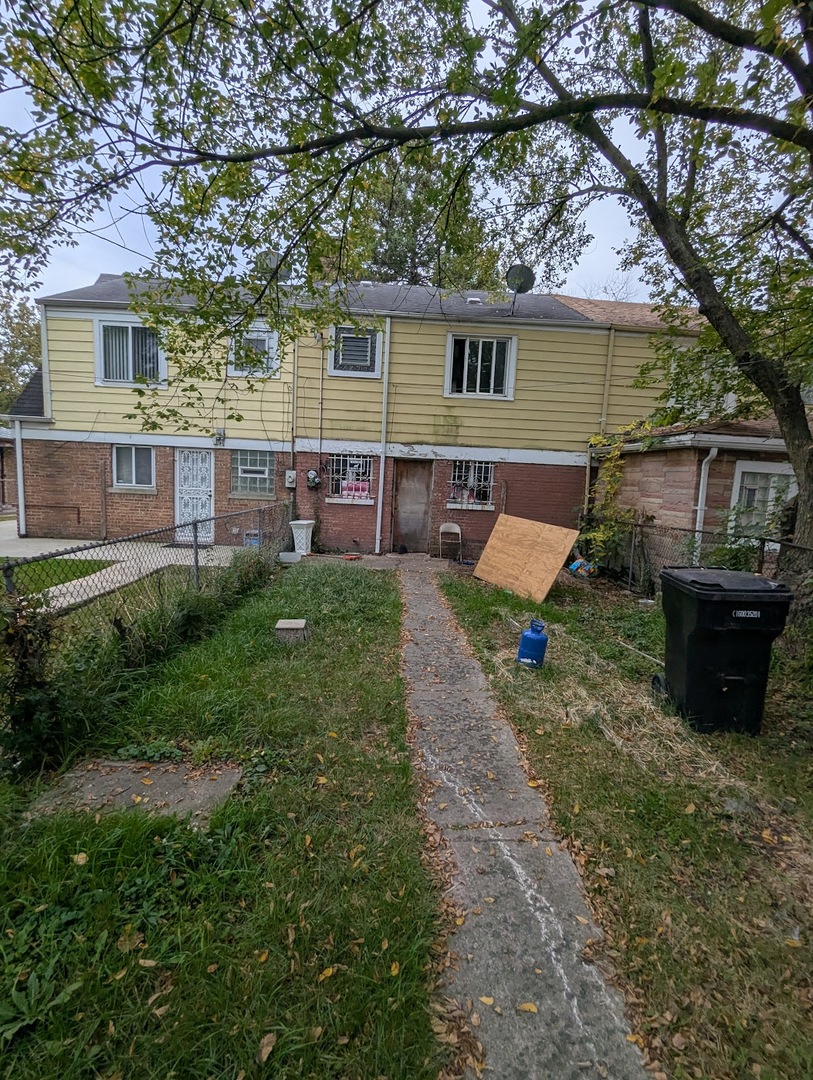 2242 E 96th Street