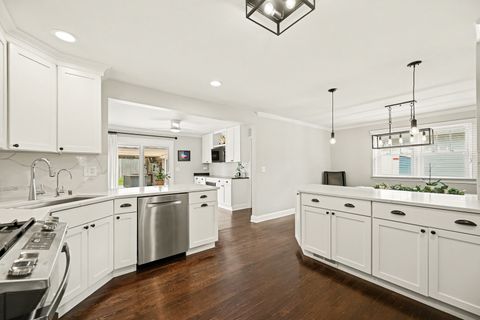 Tiny photo for 3S171 Arboretum Road, Glen Ellyn, IL 60137 (MLS # 12571970)