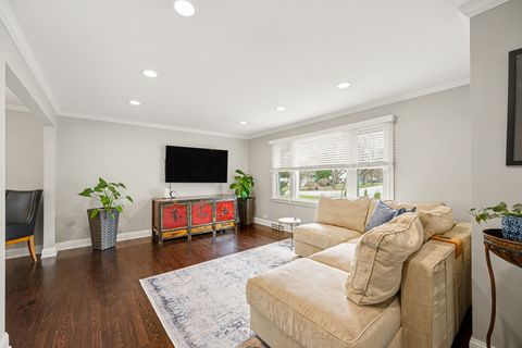 Tiny photo for 3S171 Arboretum Road, Glen Ellyn, IL 60137 (MLS # 12571970)