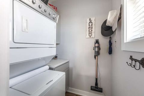 Tiny photo for 12 Great Loop, Ottawa, IL 61350 (MLS # 12433049)