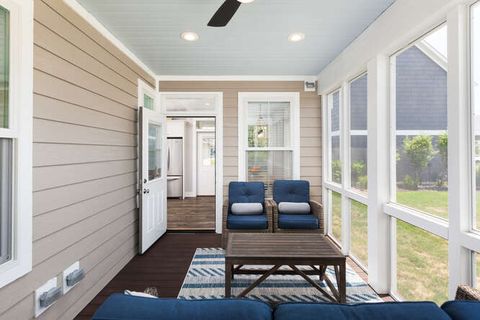 Tiny photo for 12 Great Loop, Ottawa, IL 61350 (MLS # 12433049)