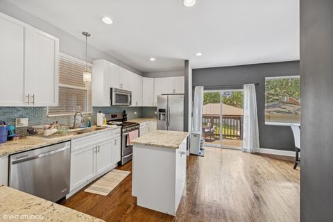 Tiny photo for 3206 Highland Avenue, Berwyn, IL 60402 (MLS # 12442480)