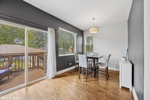 Tiny photo for 3206 Highland Avenue, Berwyn, IL 60402 (MLS # 12442480)