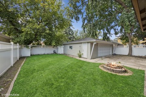 Tiny photo for 3206 Highland Avenue, Berwyn, IL 60402 (MLS # 12442480)