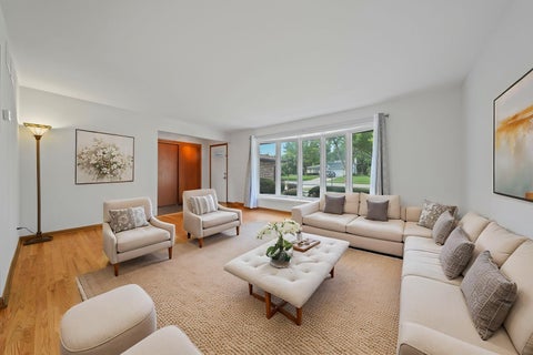 Tiny photo for 1617 Holly Avenue, Darien, IL 60561 (MLS # 12756865)