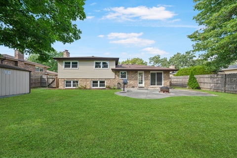 Tiny photo for 1617 Holly Avenue, Darien, IL 60561 (MLS # 12756865)