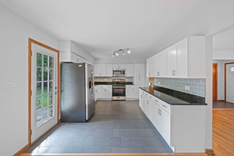 Tiny photo for 1617 Holly Avenue, Darien, IL 60561 (MLS # 12756865)