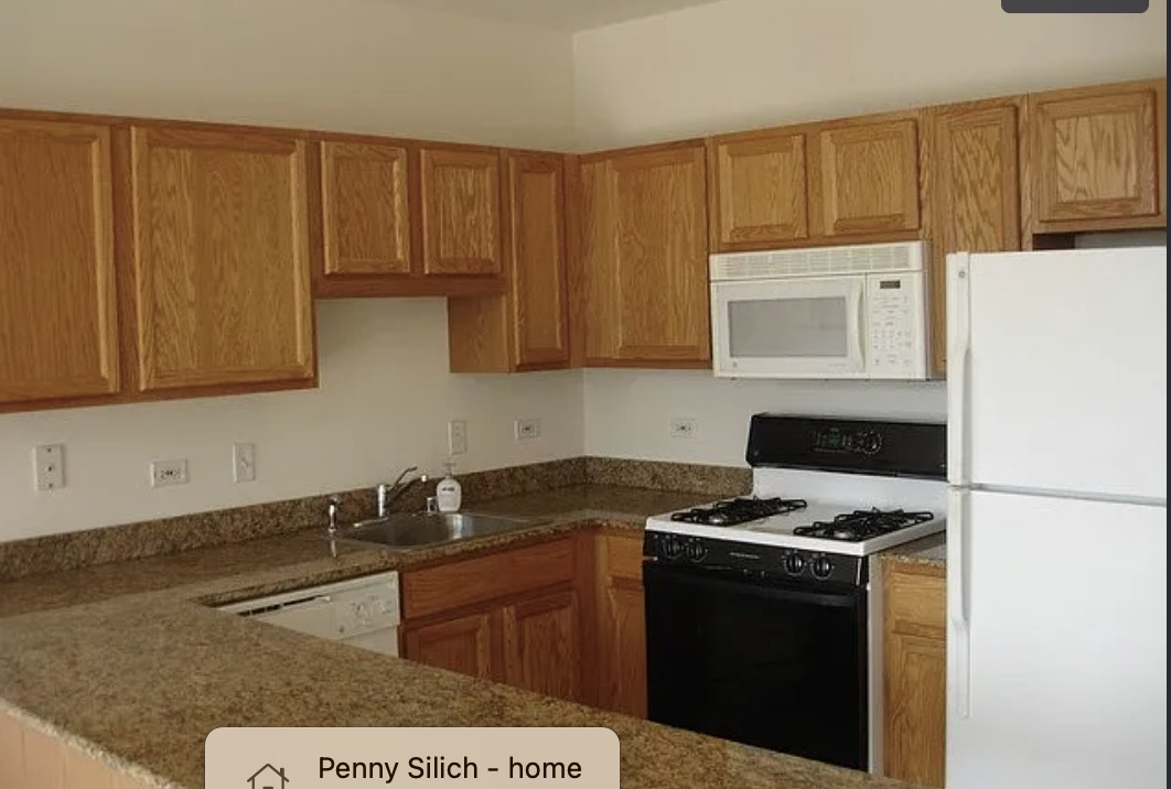 645 N Kingsbury Street 906