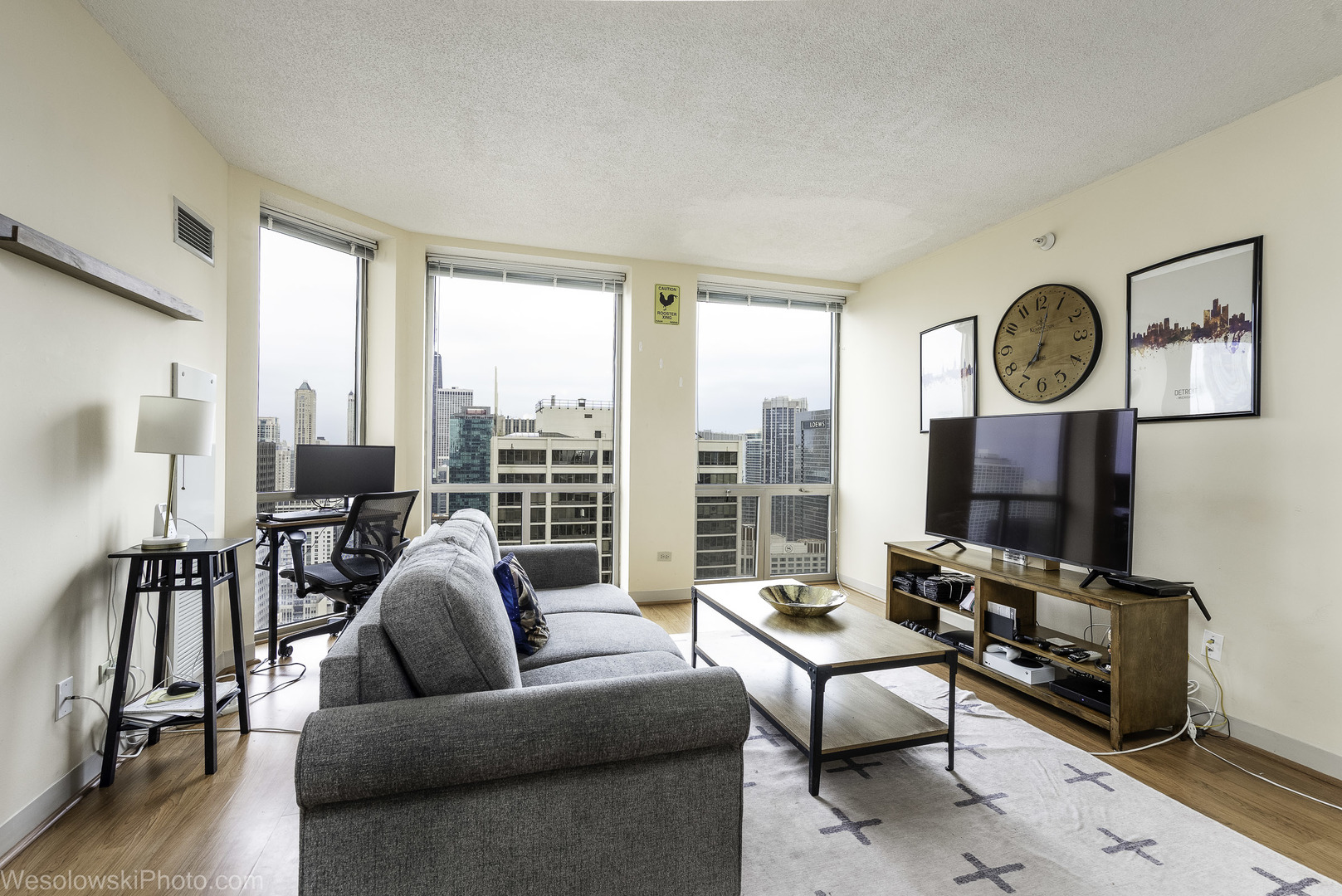 222 N Columbus Drive 4606