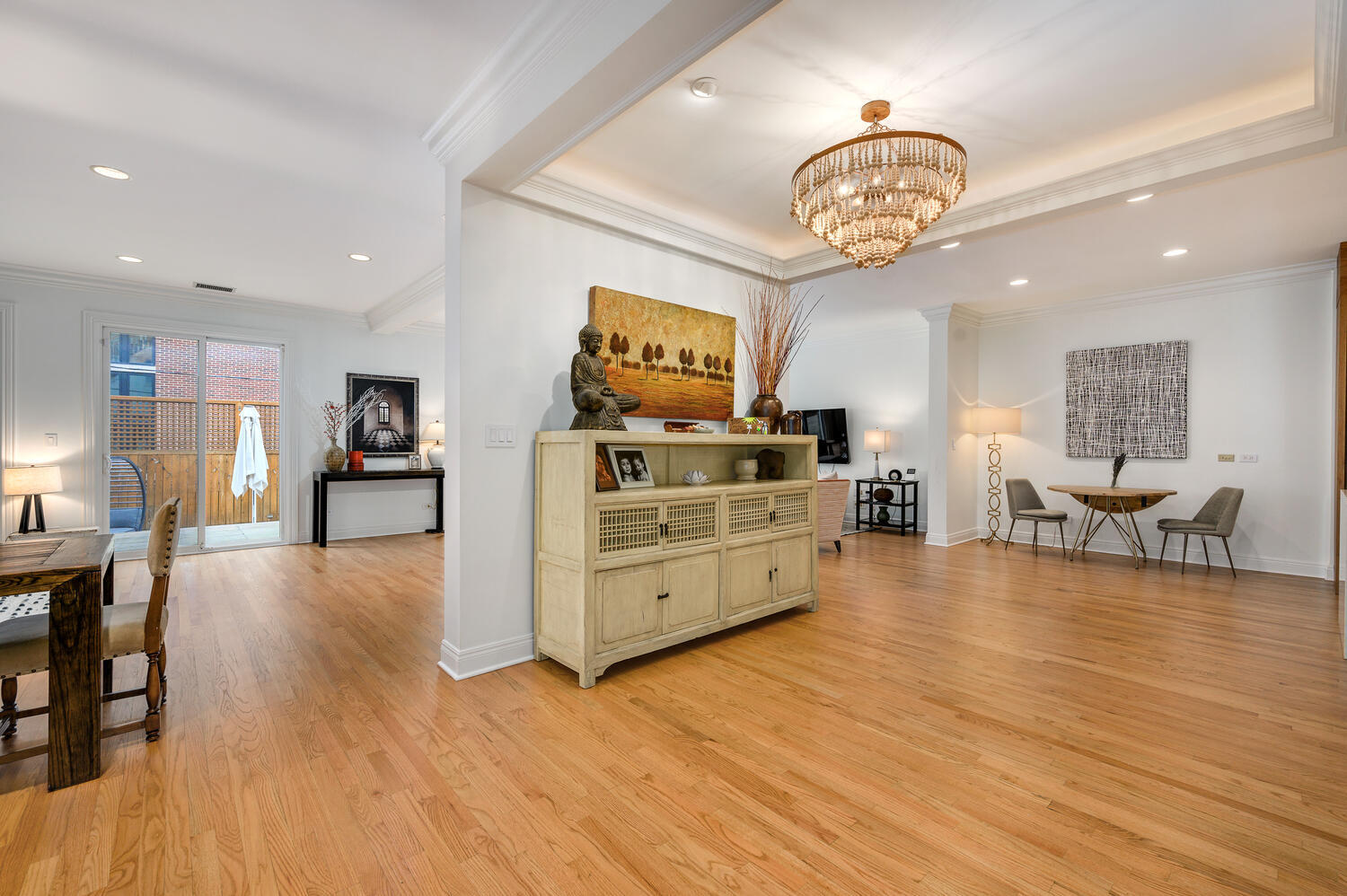 824 W Armitage Avenue 2CD
